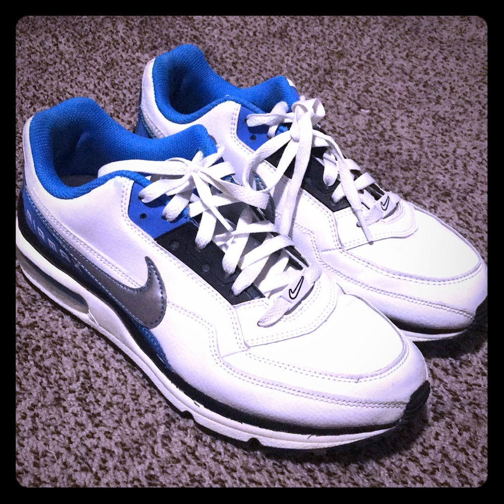Men’s Nike AirMax size 10 GUC